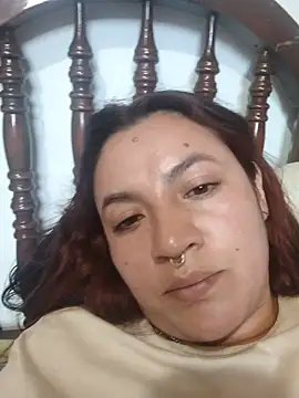 samm_curvy webcam