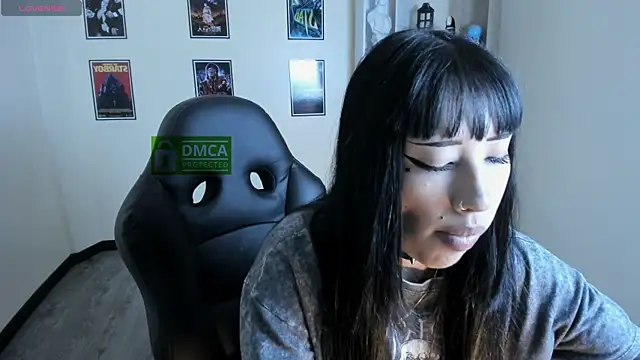 Ravenelle_ webcam