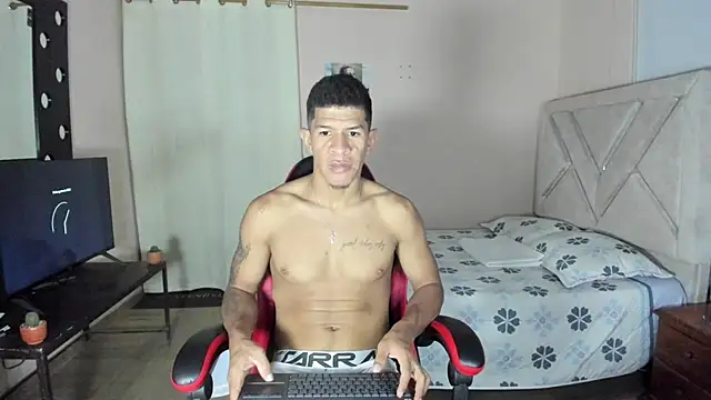 Toptony22 webcam