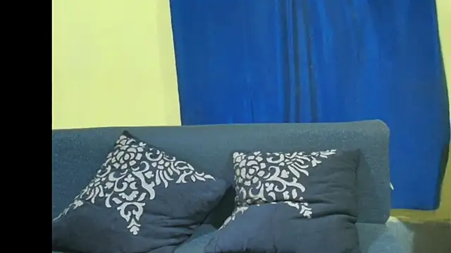 Cute_boy2000 webcam
