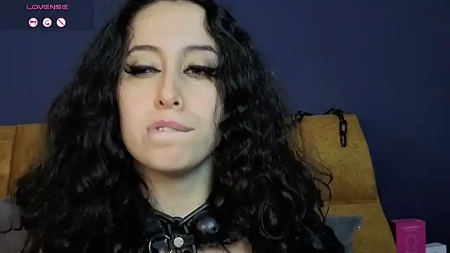 KendraaSimons webcam