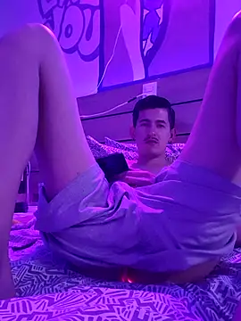 cheekyboyx webcam