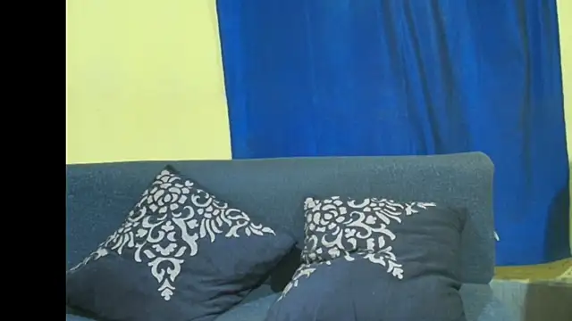 Cute_boy2000 webcam