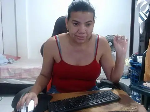 Adriana_0312 webcam