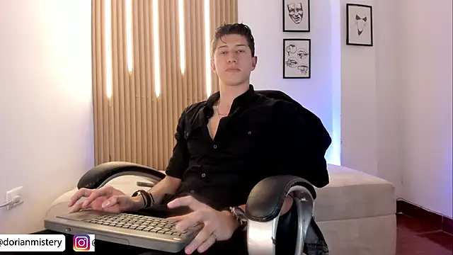 Dorianmistery2322_ webcam