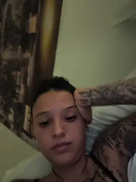 LorenRosse live cam on StripChat