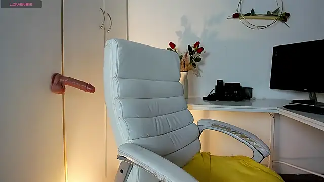 TattoedLexi_ webcam