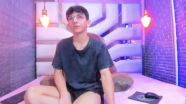 ElanGiraldo webcam