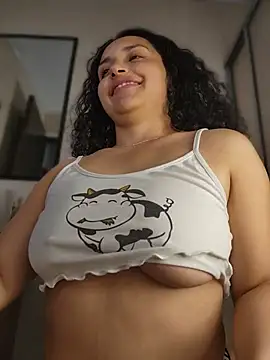 Lucy_Marin live cam on StripChat