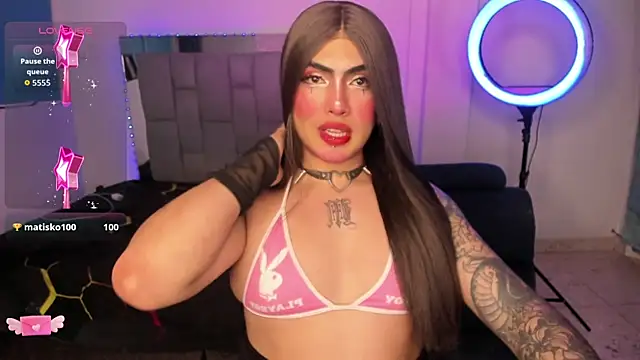 Sophie_whitexxx live cam on StripChat