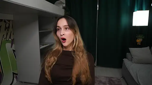 EwaSprinzl live cam on StripChat