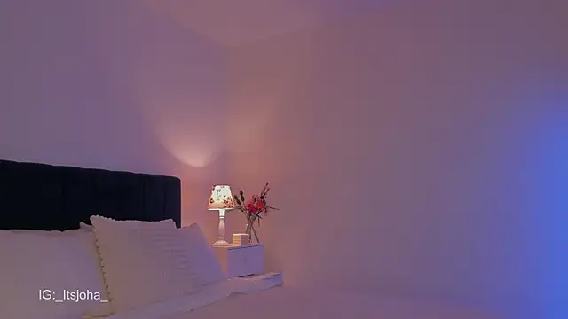 Lovinggirl_ webcam