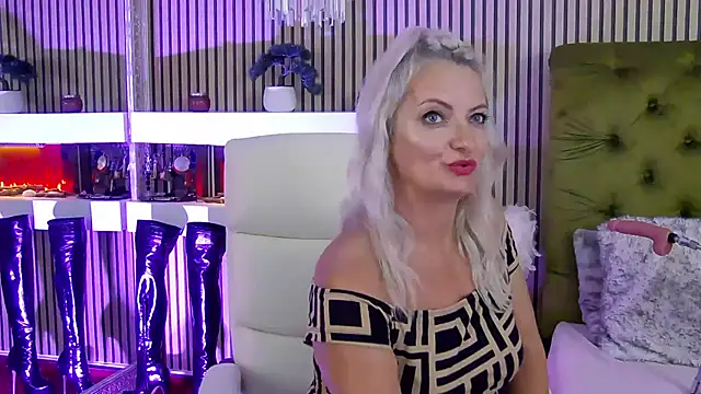 LadyTouch webcam