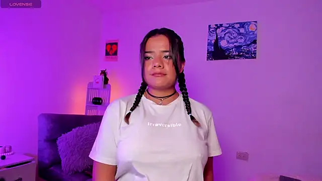 Shophie_thoopson webcam