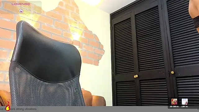 zac_levis_ webcam