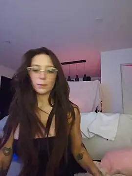 LilyOrion 🚛 live naked chat