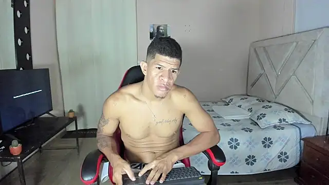 Toptony22 webcam