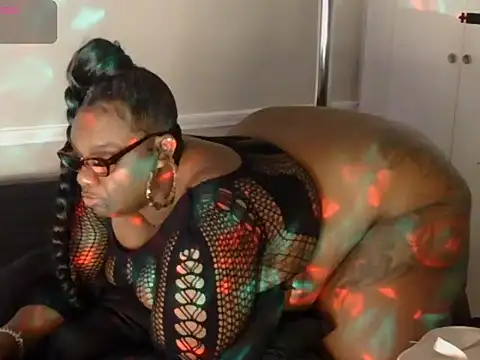Thickkemzz41 webcam