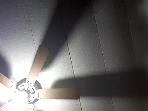 SukItSlo444 webcam
