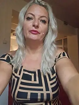 LadyTouch webcam