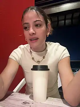 alana15 webcam