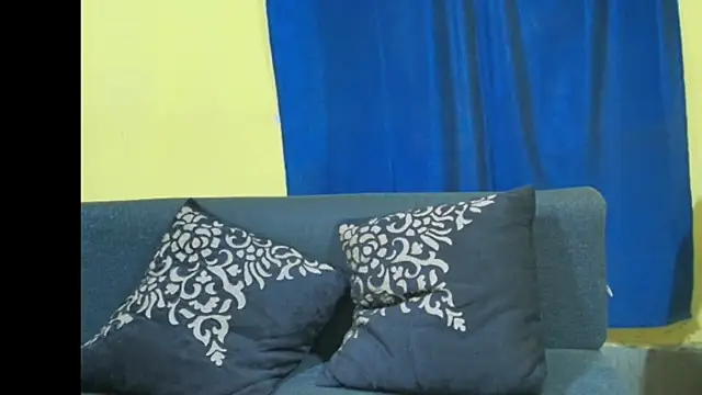 Cute_boy2000 webcam
