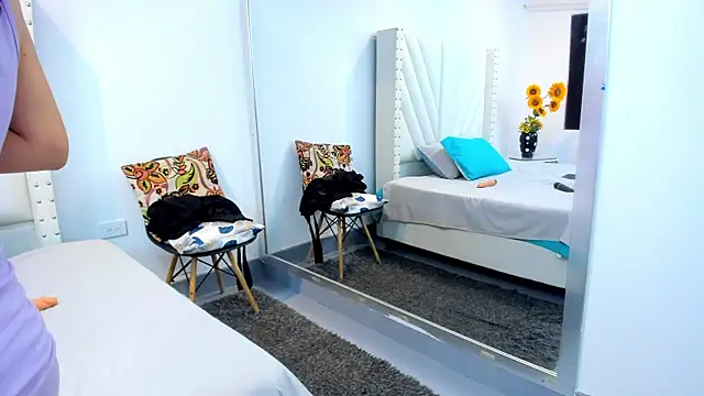 Paulynavera webcam