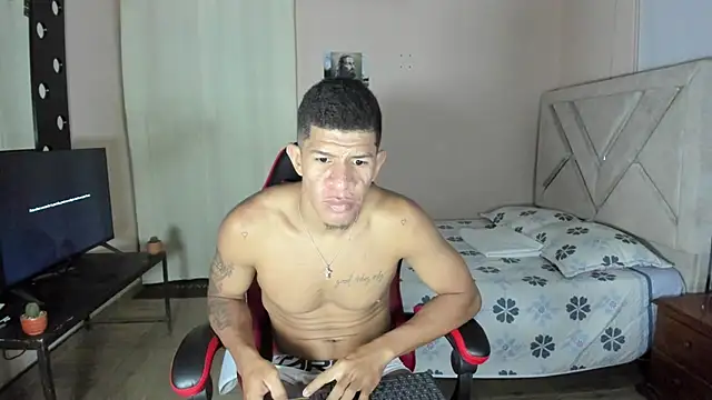 Toptony22 webcam