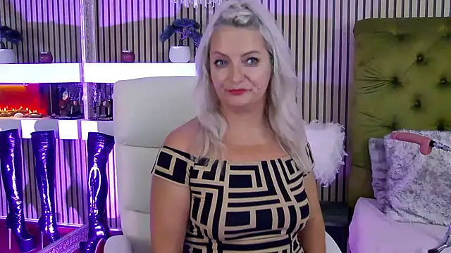 LadyTouch webcam