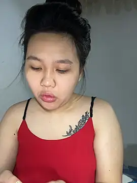 Almira6868 webcam