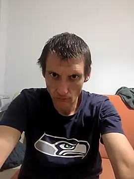 maciej live cam on StripChat