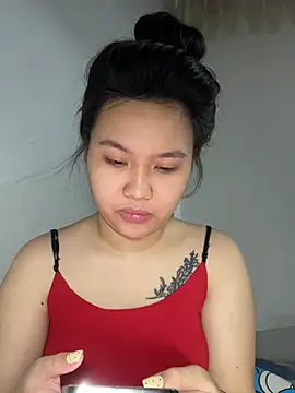 Almira6868 webcam