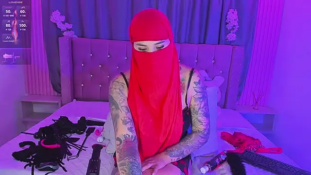 Nayla-Mouna webcam