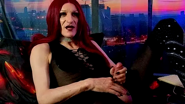 LuvNuk webcam