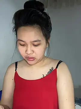 Almira6868 webcam