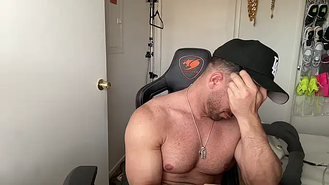 brettmycles28