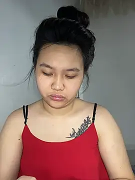 Almira6868 webcam