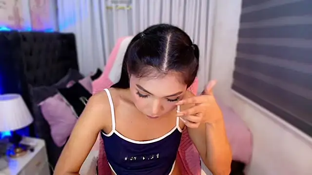 fuckingnaughtyjade webcam