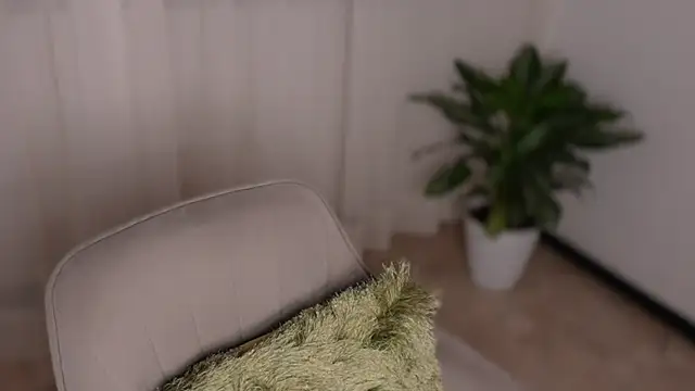 sweettaaron01 live sex cam