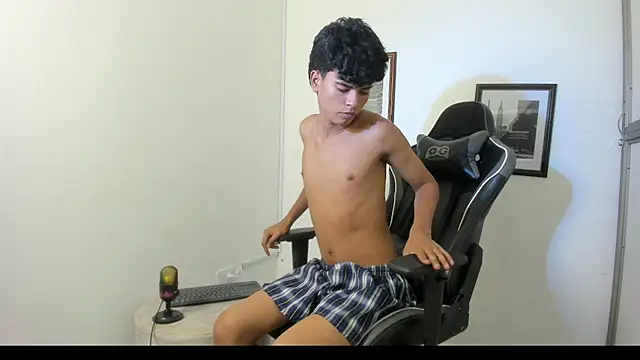 jacob_cum23 webcam