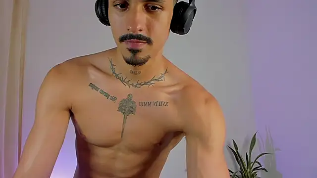 Lukeetaylor webcam