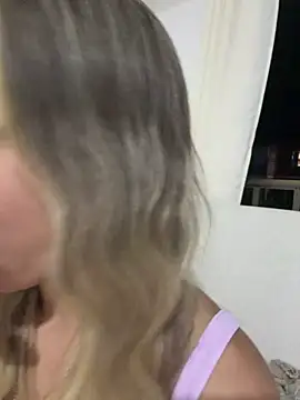 Mia_Rosee1 webcam