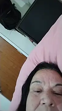 Yaya_Mineira webcam