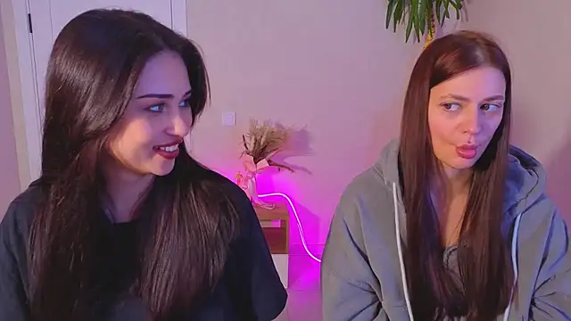 Sofia_Plump's room