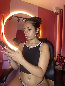 DulceLatinaxo webcam