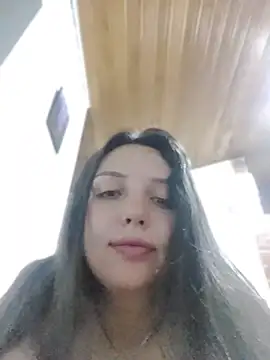 Bella_Karoline