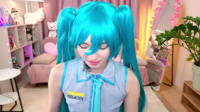 Miiya_Moore webcam