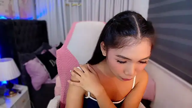 fuckingnaughtyjade webcam