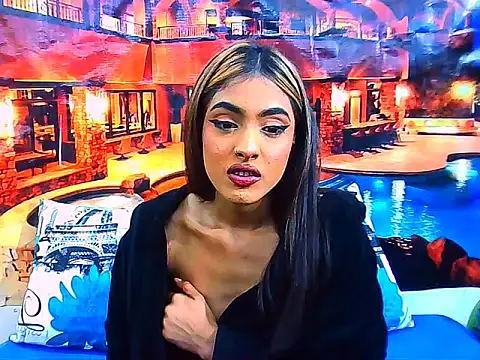 IndianPretty14u2Luv webcam