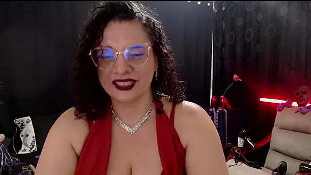 Aleja_Gonzales webcam